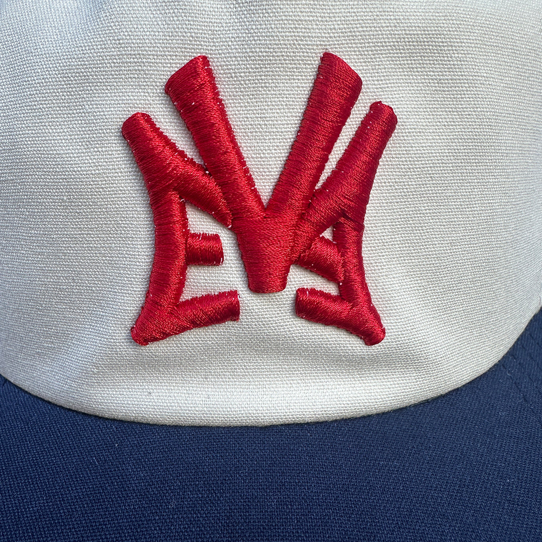 Eva - NY Snapback Cream/Navy