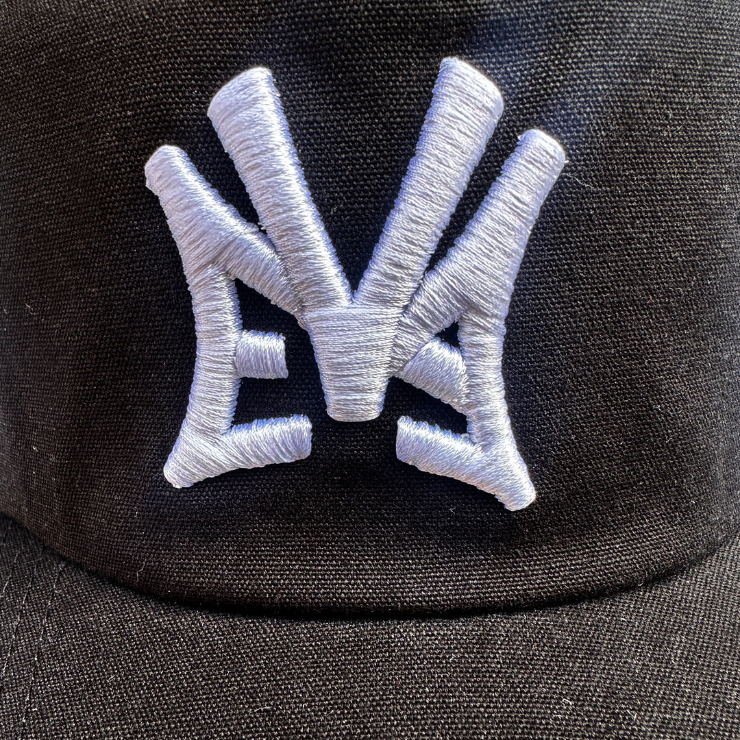 Eva - NY Snapback