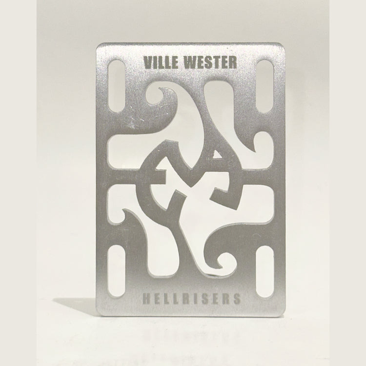 Hellrisers - Eva Hardware