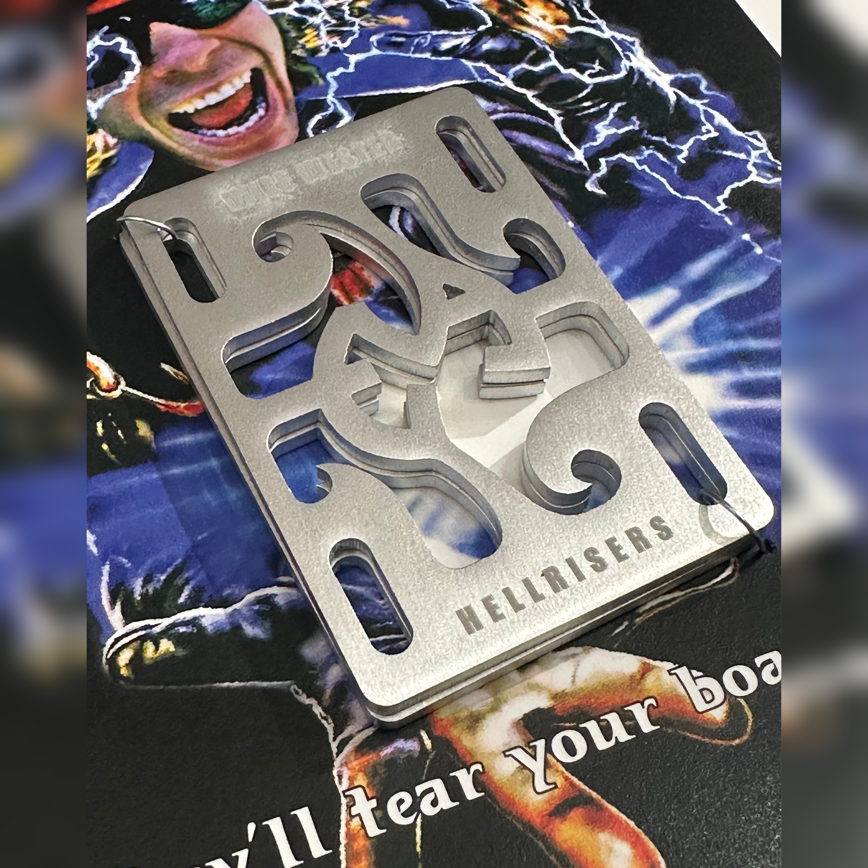 Hellrisers - Eva Hardware
